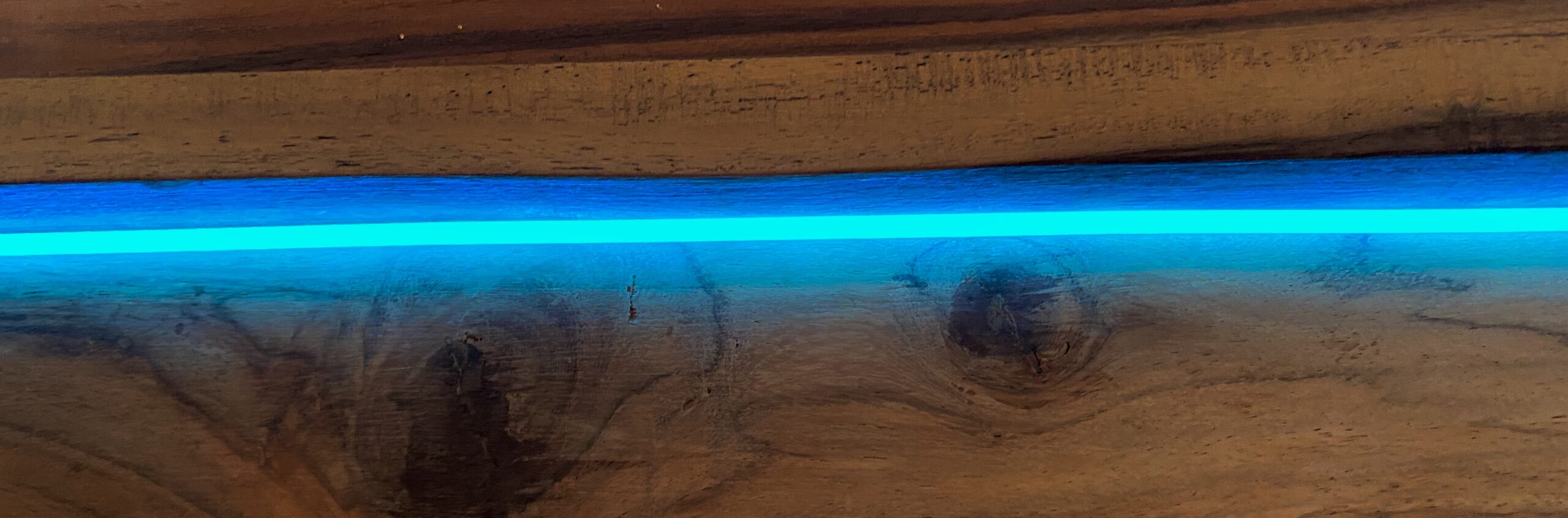 Bathroom with integrated lighting, detail